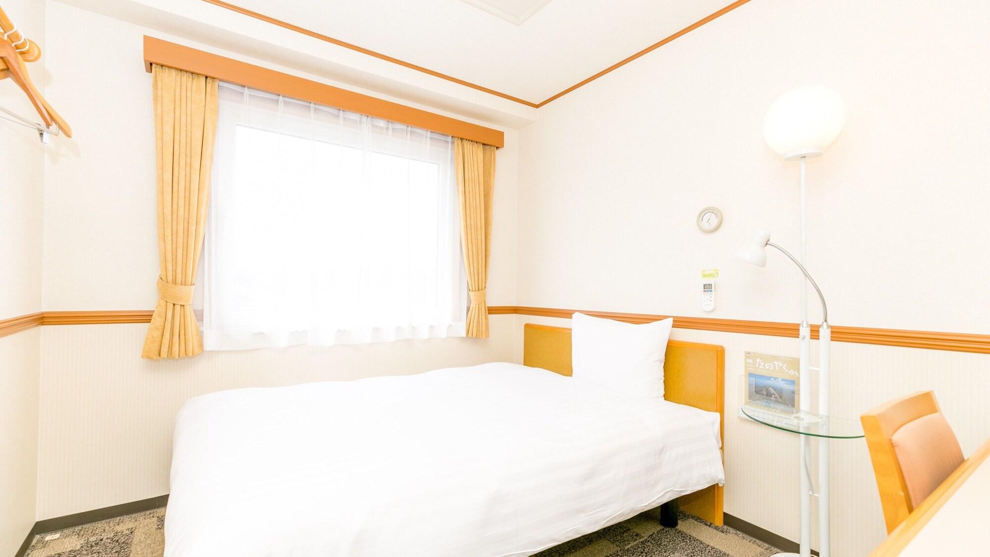 Toyoko Inn Shin-Osaka-Eki Higashi-Guchi Buitenkant foto