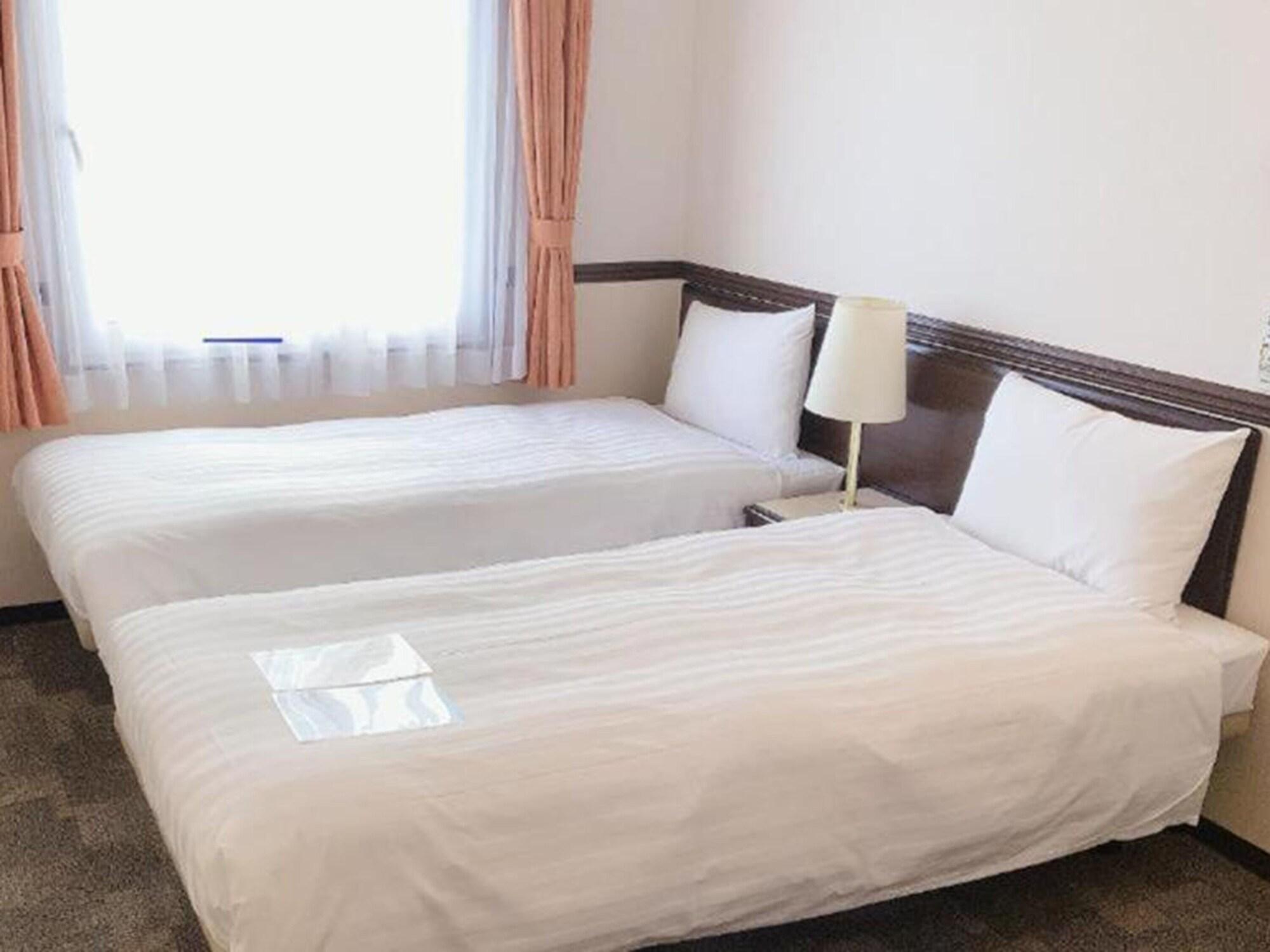 Toyoko Inn Shin-Osaka-Eki Higashi-Guchi Buitenkant foto