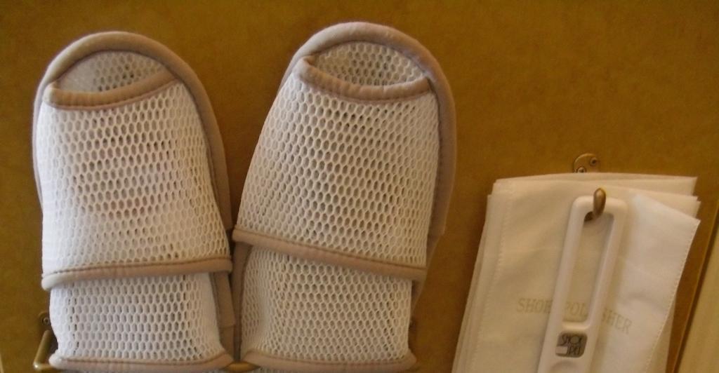 Toyoko Inn Shin-Osaka-Eki Higashi-Guchi Buitenkant foto